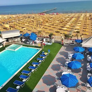 Marina Hotel